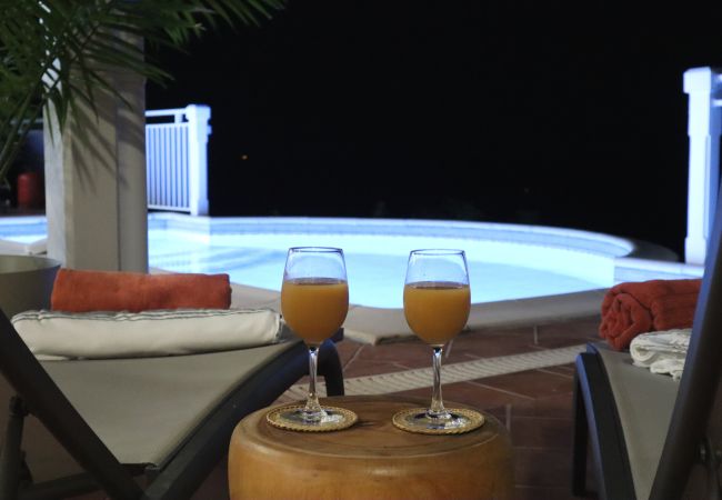 Villa en San Bartolomé - Villa LES GAILLACS en Saint Barth una vista increíble Villa en San Bartolomé - Villa LES GAILLACS en Saint Barth una vista increíble