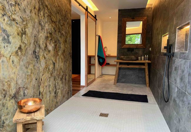 Estudio en San Bartolomé - El bonito estudio Nest en Lurin, en la isla de San Bartolomé Estudio en San Bartolomé - El bonito estudio Nest en Lurin, en la isla de San Bartolomé