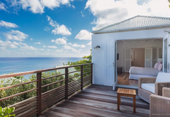 Villa à Saint Barthélemy - Maison Rose à Toiny est une jolie villa à l'esprit de St Barth. Villa à Saint Barthélemy - Maison Rose à Toiny est une jolie villa à l'esprit de St Barth.