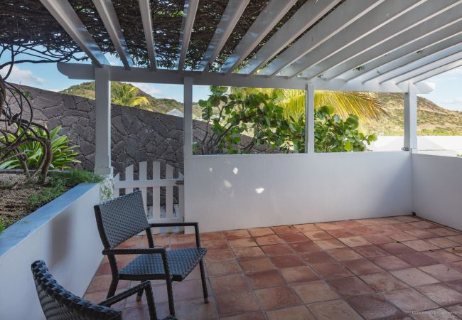Villa à Saint Barthélemy - Maison Rose à Toiny est une jolie villa à l'esprit de St Barth. Villa à Saint Barthélemy - Maison Rose à Toiny est une jolie villa à l'esprit de St Barth.