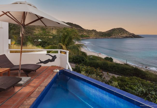 Villa à Saint Barthélemy - Maison Rose à Toiny est une jolie villa à l'esprit de St Barth. Villa à Saint Barthélemy - Maison Rose à Toiny est une jolie villa à l'esprit de St Barth.