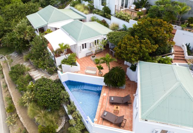 Villa à Saint Barthélemy - Maison Rose à Toiny est une jolie villa à l'esprit de St Barth. Villa à Saint Barthélemy - Maison Rose à Toiny est une jolie villa à l'esprit de St Barth.