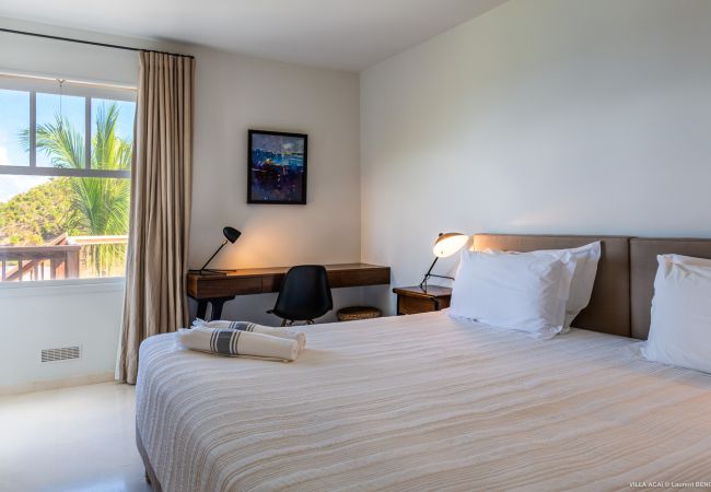 Villa à Saint Barthélemy - La villa ACAÏ offre une vue imprenable à Saint Barthelemy Villa à Saint Barthélemy - La villa ACAÏ offre une vue imprenable à Saint Barthelemy