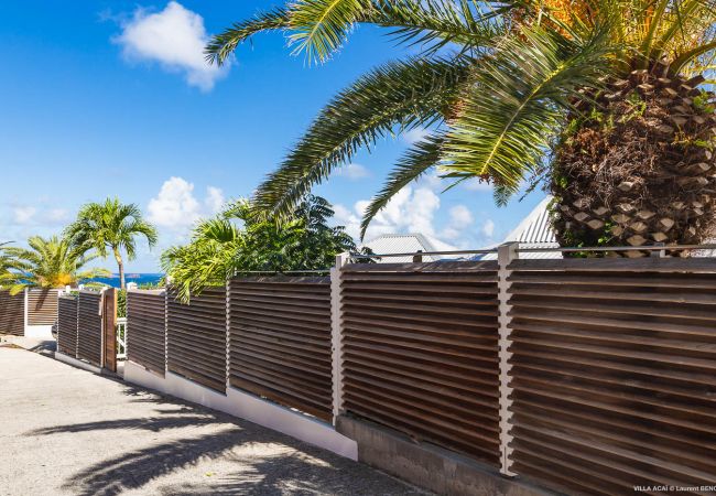 Villa à Saint Barthélemy - La villa ACAÏ offre une vue imprenable à Saint Barthelemy Villa à Saint Barthélemy - La villa ACAÏ offre une vue imprenable à Saint Barthelemy