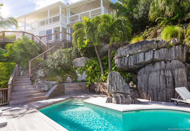 Villa à Saint Barthélemy - La villa ACAÏ offre une vue imprenable à Saint Barthelemy Villa à Saint Barthélemy - La villa ACAÏ offre une vue imprenable à Saint Barthelemy
