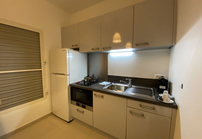 Studio à Saint Barthélemy - Studio Ti acropolis vue mer. Studio à Saint Barthélemy - Studio Ti acropolis vue mer.