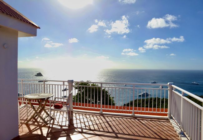 Villa à Saint Barthélemy - Villa LES GAILLACS à Saint Barth une vue incroyable Villa à Saint Barthélemy - Villa LES GAILLACS à Saint Barth une vue incroyable