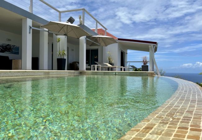 Villa à Saint Barthélemy - Allyre loue la belle VILLA DASHA à Saint Barthelemy Villa à Saint Barthélemy - Allyre loue la belle VILLA DASHA à Saint Barthelemy