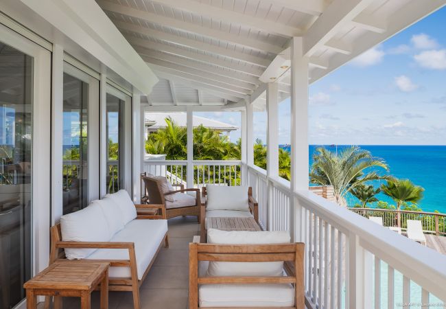 Villa à Saint Barthélemy - La villa ART offre une vue imprenable à Saint Barthelemy Villa à Saint Barthélemy - La villa ART offre une vue imprenable à Saint Barthelemy