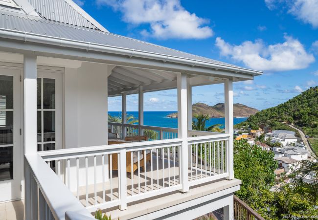 Villa à Saint Barthélemy - La villa ART offre une vue imprenable à Saint Barthelemy Villa à Saint Barthélemy - La villa ART offre une vue imprenable à Saint Barthelemy