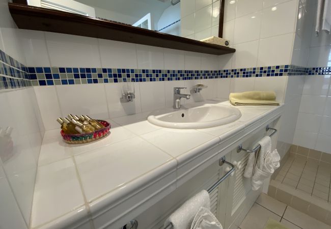 Appartamento a Saint Barthélemy - Appartement Strandgatan à Gustavia, St Barth Appartamento a Saint Barthélemy - Appartement Strandgatan à Gustavia, St Barth