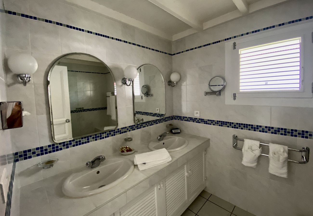 Villa a Saint Barthélemy - Cap Frehel les pieds dans l'eau à St Jean sur l'île de St Barth Villa a Saint Barthélemy - Cap Frehel les pieds dans l'eau à St Jean sur l'île de St Barth