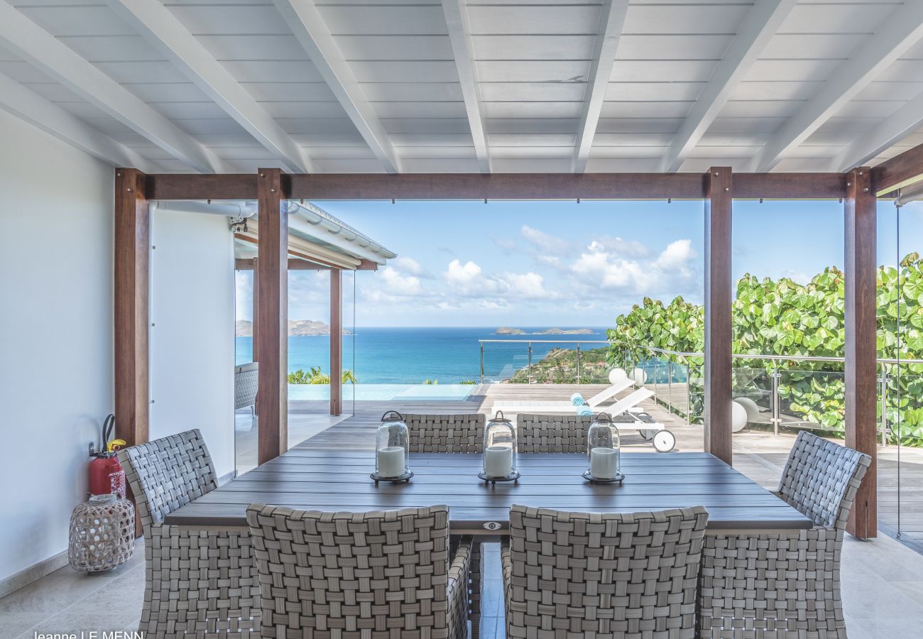 Villa a Saint Barthélemy - Isia est une villa très demandée à St Barth sur les hauteurs de St Jean Villa a Saint Barthélemy - Isia est une villa très demandée à St Barth sur les hauteurs de St Jean