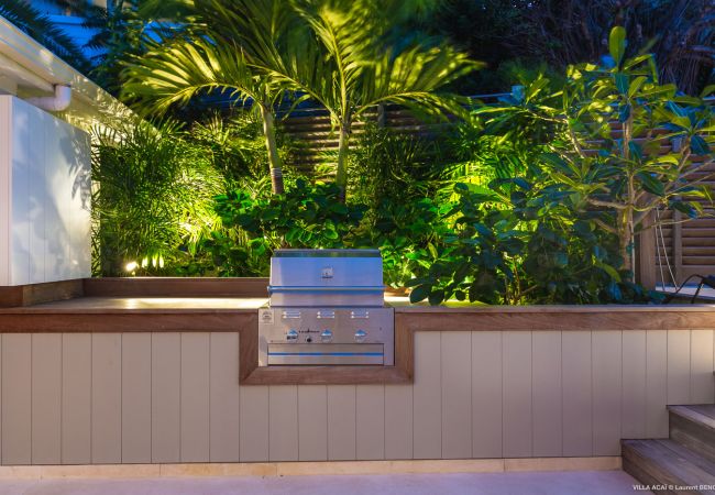 Villa a Saint Barthélemy - La villa ACAÏ offre une vue imprenable à Saint Barthelemy Villa a Saint Barthélemy - La villa ACAÏ offre une vue imprenable à Saint Barthelemy