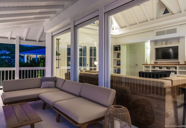 Villa a Saint Barthélemy - La villa ACAÏ offre une vue imprenable à Saint Barthelemy Villa a Saint Barthélemy - La villa ACAÏ offre une vue imprenable à Saint Barthelemy
