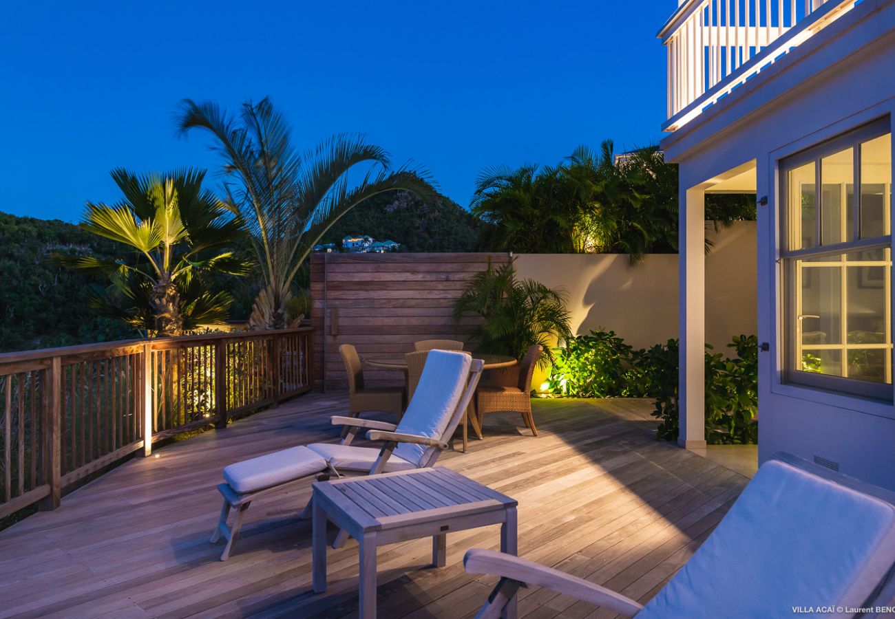 Villa a Saint Barthélemy - La villa ACAÏ offre une vue imprenable à Saint Barthelemy Villa a Saint Barthélemy - La villa ACAÏ offre une vue imprenable à Saint Barthelemy