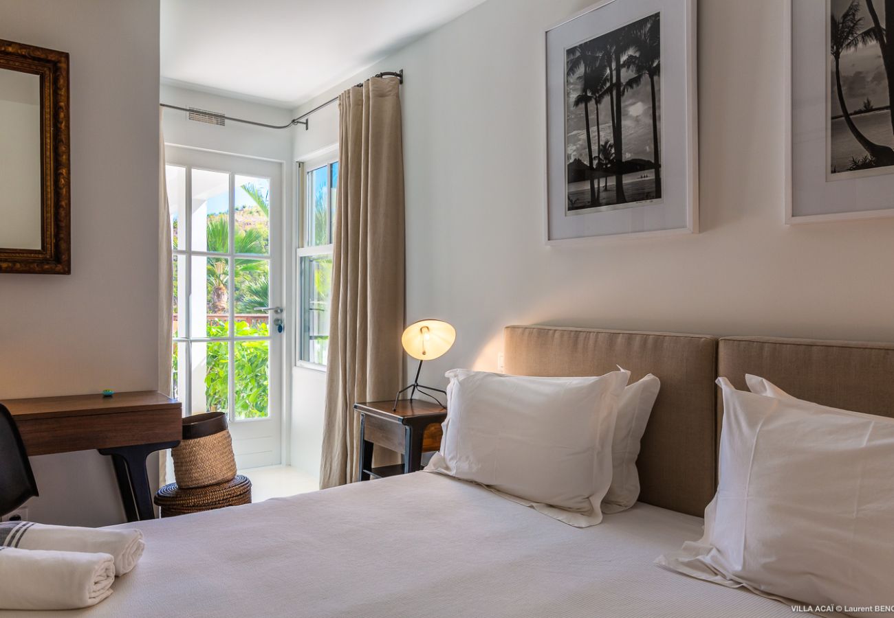 Villa a Saint Barthélemy - La villa ACAÏ offre une vue imprenable à Saint Barthelemy Villa a Saint Barthélemy - La villa ACAÏ offre une vue imprenable à Saint Barthelemy