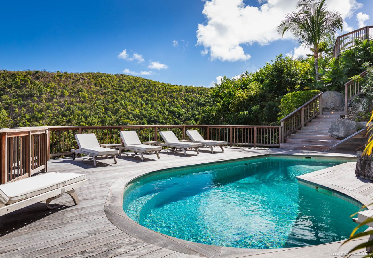 Villa a Saint Barthélemy - La villa ACAÏ offre une vue imprenable à Saint Barthelemy Villa a Saint Barthélemy - La villa ACAÏ offre une vue imprenable à Saint Barthelemy
