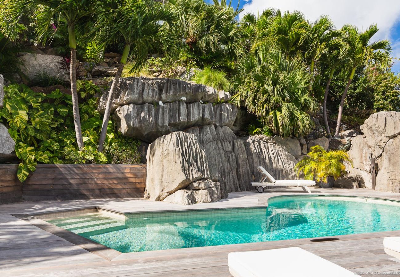 Villa a Saint Barthélemy - La villa ACAÏ offre une vue imprenable à Saint Barthelemy Villa a Saint Barthélemy - La villa ACAÏ offre une vue imprenable à Saint Barthelemy