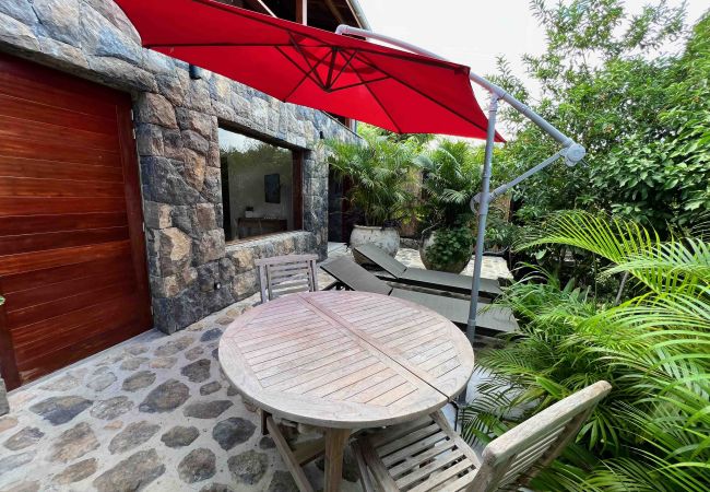 Studio a Saint Barthélemy - The Nest joli studio à Lurin sur l'île de Saint Barthelemy. Studio a Saint Barthélemy - The Nest joli studio à Lurin sur l'île de Saint Barthelemy.