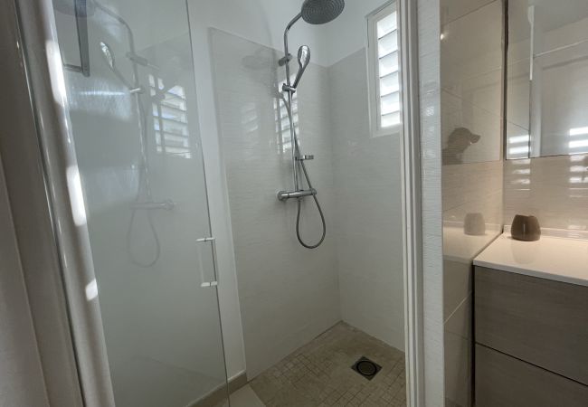 Villa in Saint Barthélemy - For Rent Contemporary Villa in Colombier ST BARTH Villa in Saint Barthélemy - For Rent Contemporary Villa in Colombier ST BARTH