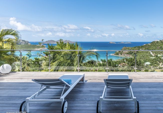 These two deckchairs are waiting for you at the villa Isia in St Barth. These two deckchairs are waiting for you at the villa Isia in St Barth.