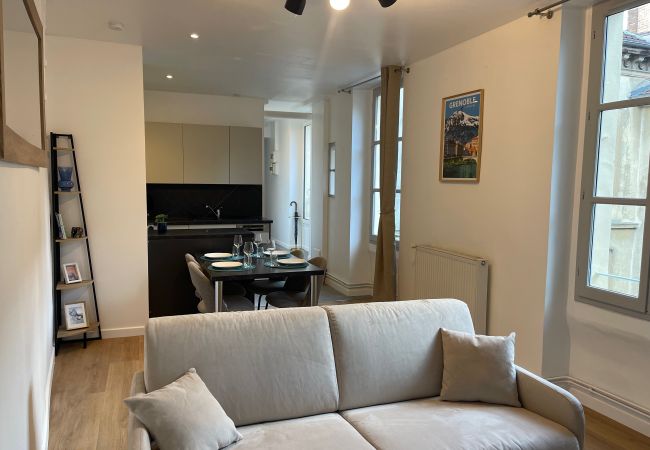 Apartment in Grenoble - Les Mûriers*** Apartment in Grenoble - Les Mûriers***