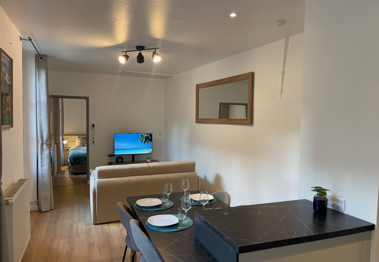 Apartment in Grenoble - Les Mûriers*** Apartment in Grenoble - Les Mûriers***