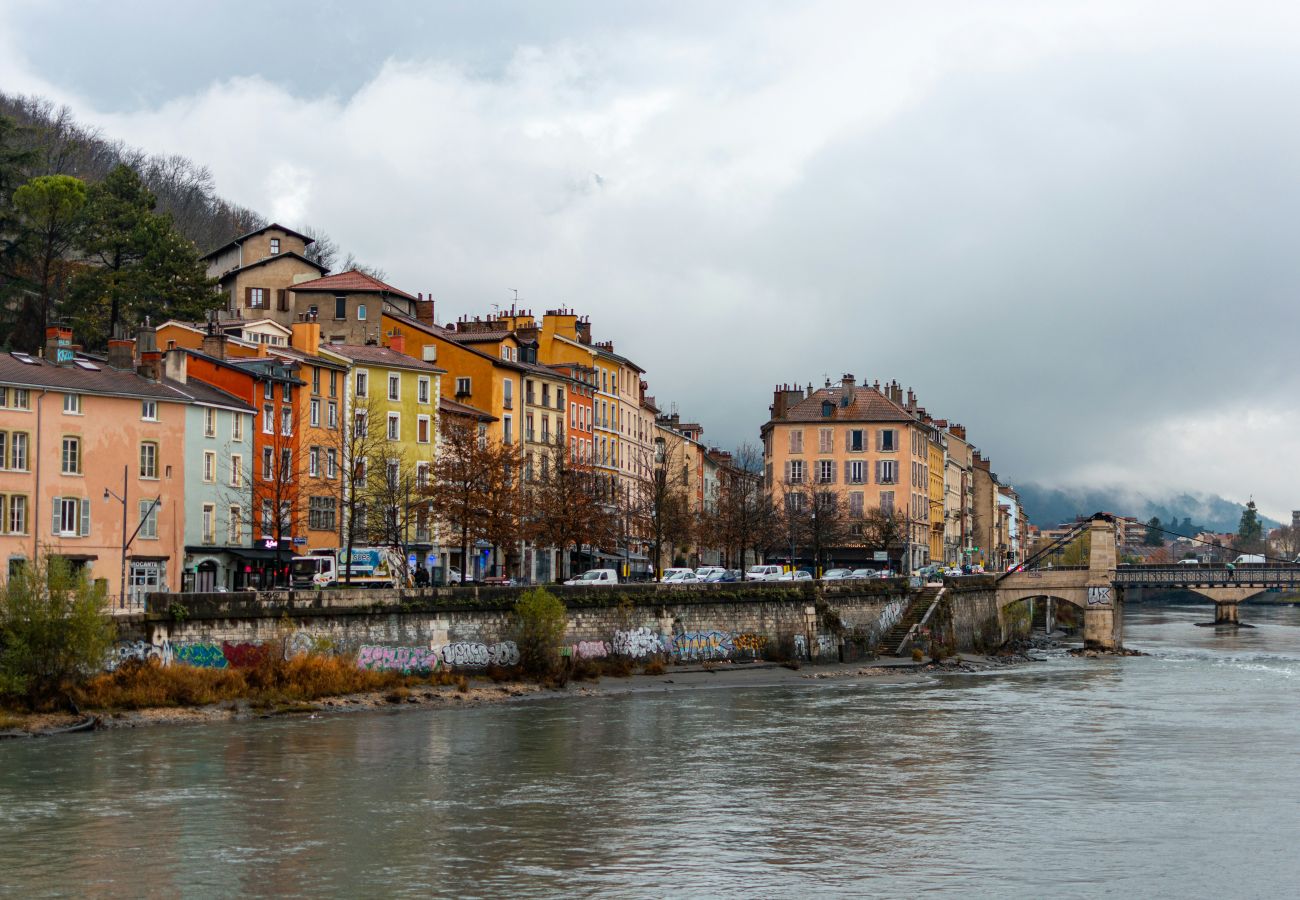 Apartment in Grenoble - Les Mûriers*** Apartment in Grenoble - Les Mûriers***