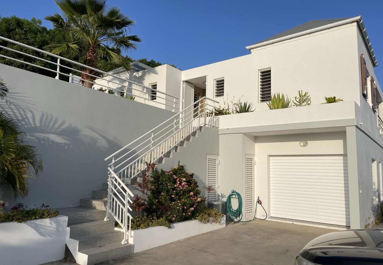 Villa in Saint Barthélemy - For Rent Contemporary Villa in Colombier ST BARTH Villa in Saint Barthélemy - For Rent Contemporary Villa in Colombier ST BARTH