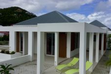 House in Saint Barthélemy - For Rent Contemporary Villa in...