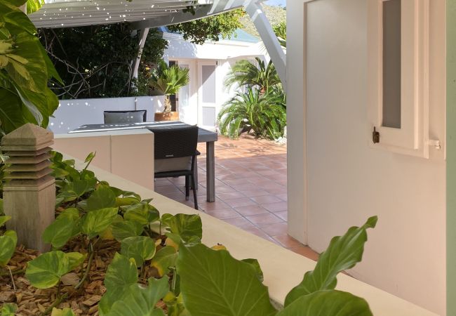 Villa in Saint Barthélemy - Maison Rose in Toiny: Pretty Three Bedrooms Villa close to the Beach Villa in Saint Barthélemy - Maison Rose in Toiny: Pretty Three Bedrooms Villa close to the Beach