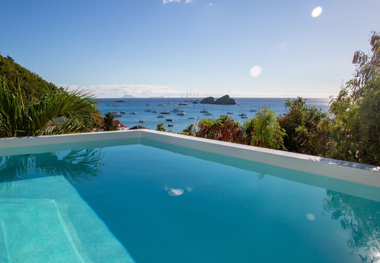 Rent Aka, a superb contemporary villa in St Barths Villa Aka for rent at St Barth