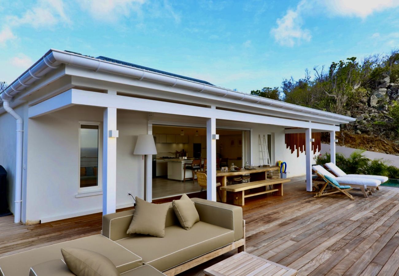 Villa in Saint Barthélemy - Villa Coucher de Soleil on the heights of Corossol Villa in Saint Barthélemy - Villa Coucher de Soleil on the heights of Corossol